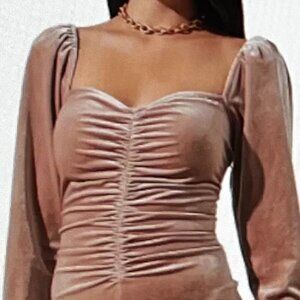 ASTR THE LABEL Ellsmere Ruched Velvet Long Sleeve Minidress Size M in blush nude